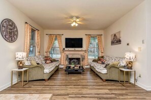 Living room area with Smart TV