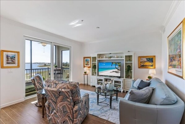 Living Room out to the Lanai
