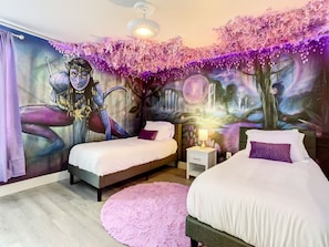 Avatar Room w/ 2 Twin Beds