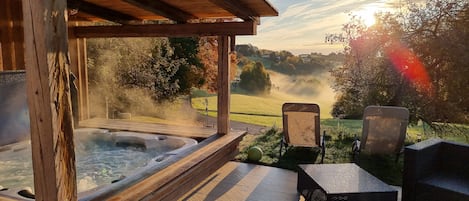 Bain à remous extérieur