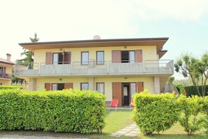 Holiday Home Exterior [summer]