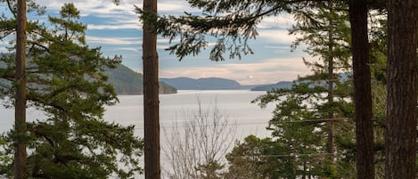 Peaceful views of the East Sound 