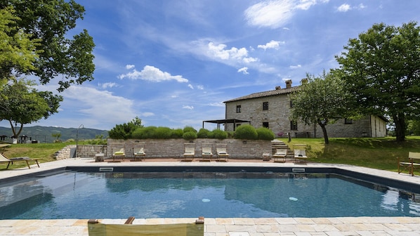Swimming pool