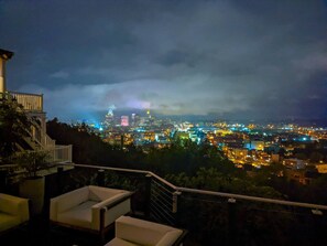 Night sky view from second level deck.