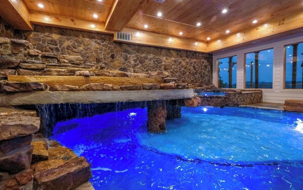 Skyriver Falls Private Indoor Pool