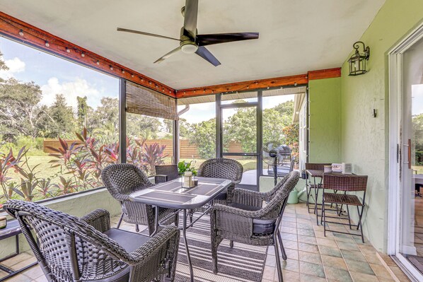 Englewood Vacation Rental | 2BR | 2BA | Step-Free Access | 1,380 Sq Ft