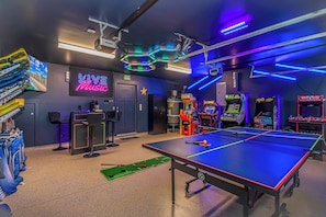 Spielezimmer