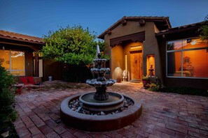 Front courtyard with Casita entrance 