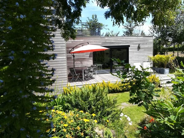 Photo 0