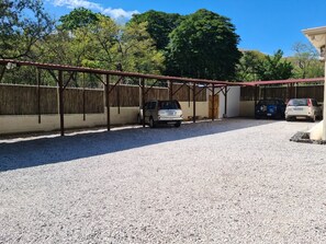 Esterni