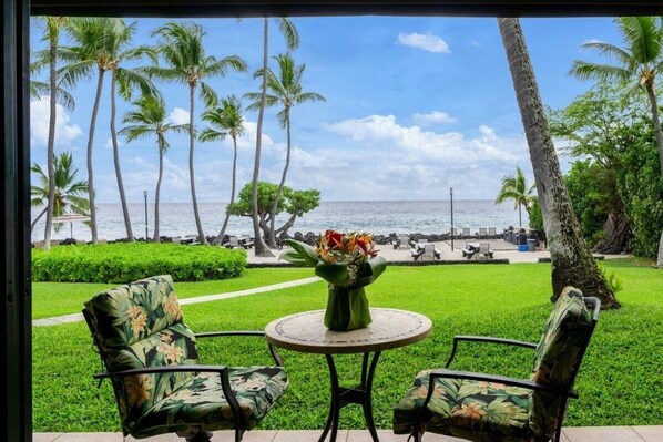 Private lanai