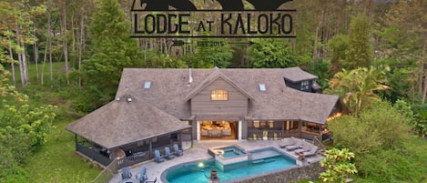 Welcome to The Lodge at Kaloko.  Minutes away from the most beautiful beaches.