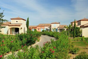 Extérieur maison de vacances [été]