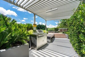 Communal Area- BBQ