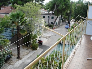 Enceinte de lâhĂ©bergement
