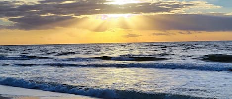 Gulf Shores beach just 3 miles away.