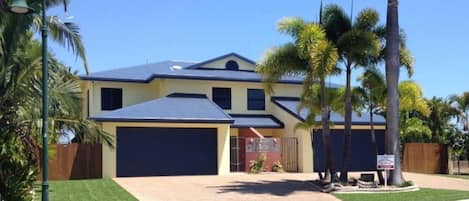 45 Royal Palm Ave, ‘The Anchorage on Hinchinbrook’