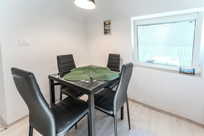 Dining corner.