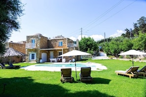Outdoor Villa 1