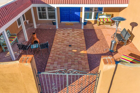 Fantastic courtyard for outdoor living