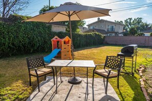 PRIVATE FENCED BACKYARD WITH BBQ GRILL & OUTDOOR SEATING -- View 3D Virtual Tour of the Property Here: https://tinyurl.com/2e8hc626