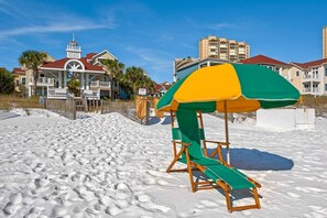 View of neighboring houses along the beach