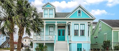 Historical home built in 1893. It’s a survivor of legendary hurricane of 1900