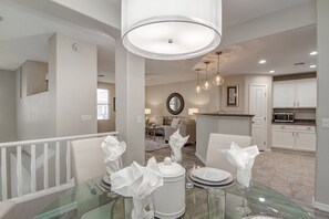 Seating for 6 at the dining room table