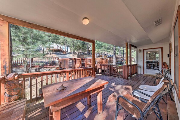 Ruidoso Vacation Rental | 5BR | 3BA | Step-Free Access | 2,400 Sq Ft