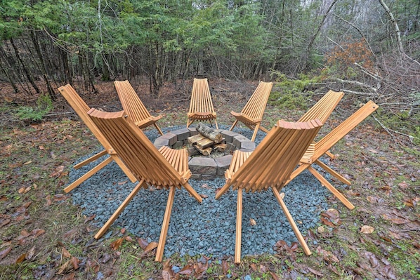 Loch Sheldrake Vacation Rental | 3BR | 2BA | 1,056 Sq Ft | Entry Stairs Required