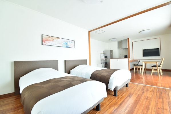 Bedroom A / 2 beds