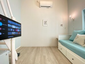 The state of the private room