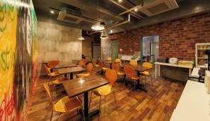 Breakfast space & co-working space