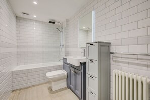 Spacious and beautiful bathroom with 24 hour hot water, bath/shower/WC

