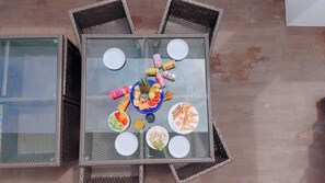 Garden table
