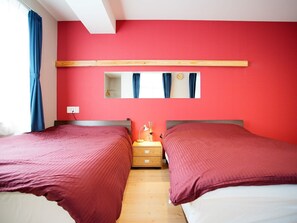 ・ [202] Relax in a double bed ~ ♪