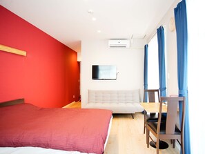 ・ [202] Sunny room