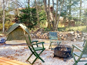 ・ A dedicated bonfire stand can be installed for bonfire chairing.