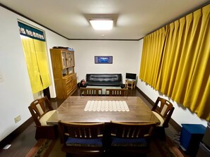 Large living/dining room