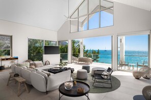 La Mer West (158)