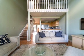 Home Decor, Living Room, Indoors, Furniture, Staircase