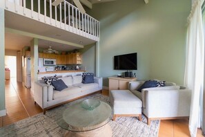 Home Decor, Living Room, Furniture, Indoors, Table