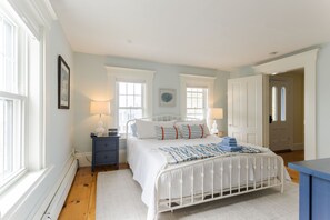 Master King bedroom - 2nd floor