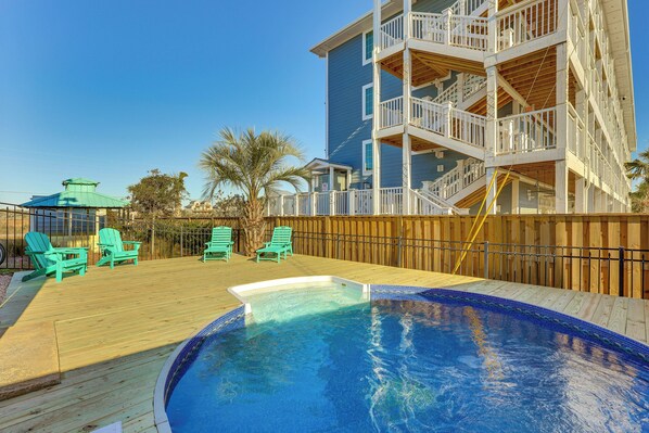 Surf City Vacation Rental | 4BR | 4BA | 2,400 Sq Ft | Stairs Required