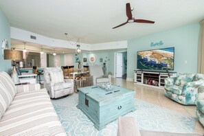 Caribe Resort B806 Living Room