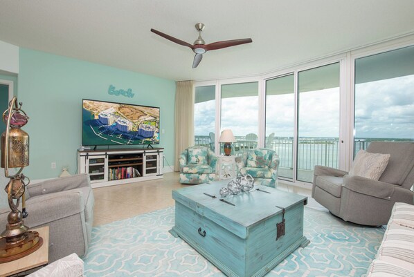 Caribe Resort B806 Living Room