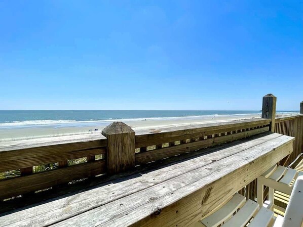 Lovely Oceanfront Deck with Bar and Low Seating