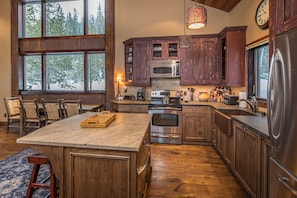 Beautiful cabinetry and countertops | Main Level