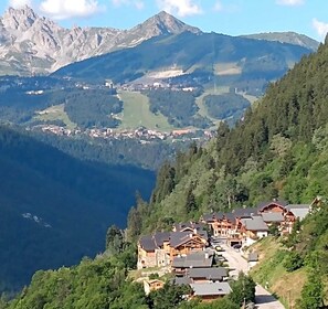 Les Alpages with Courcheval in the distance