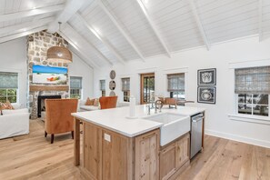 Family Room/Kitchen